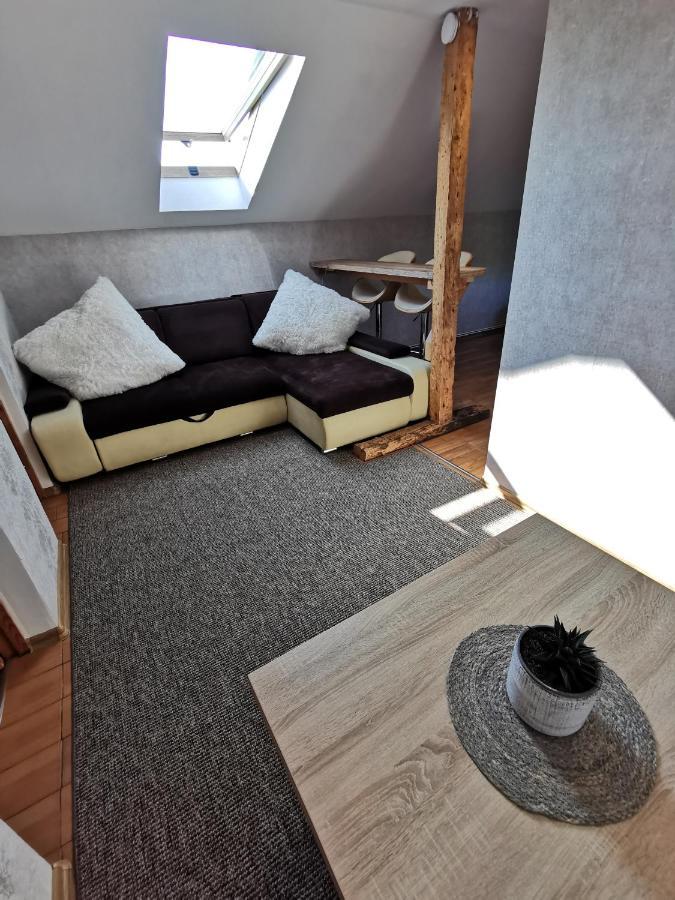 Апартаменти Silent Loft For Getaway Лієпая Екстер'єр фото